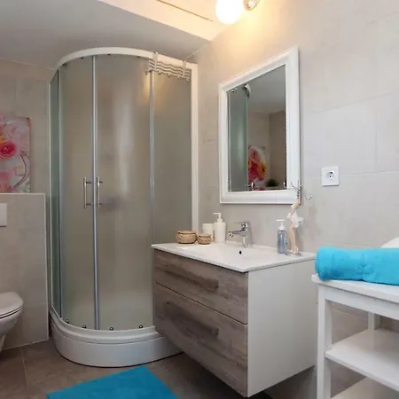 Kuce Za Odmor Brkic * Lozovac