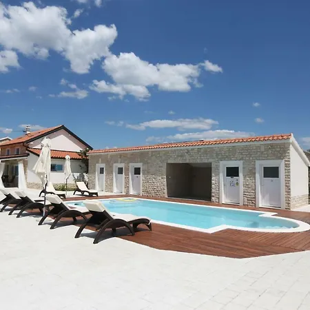 Kuce Za Odmor Brkic Apartamento