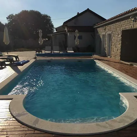 Kuce Za Odmor Brkic Lejlighed *