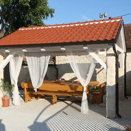 Kuce Za Odmor Brkic * Lozovac