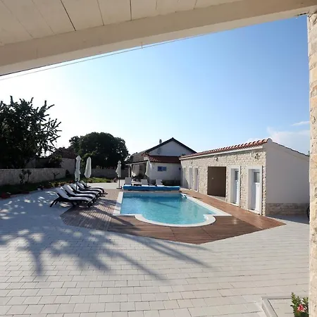 Kuce Za Odmor Brkic Lozovac