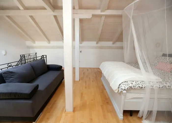 Kuce Za Odmor Brkic Lozovac