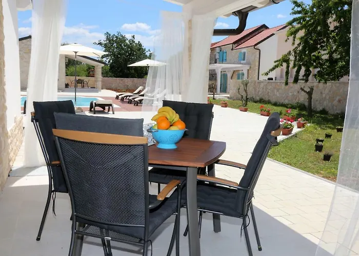 Kuce Za Odmor Brkic Apartamento *