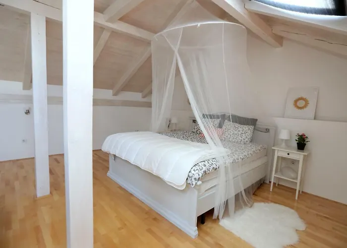 Kuce Za Odmor Brkic * Lozovac