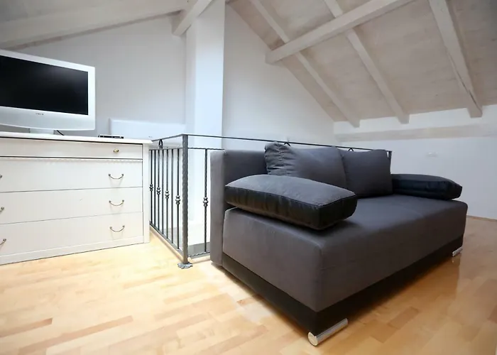 Kuce Za Odmor Brkic לוזובאק