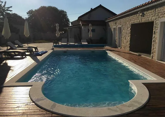 Kuce Za Odmor Brkic Apartamento *