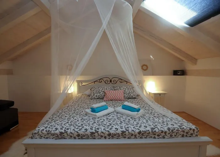 Kuce Za Odmor Brkic Lozovac