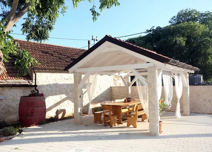 Kuce Za Odmor Brkic Apartamento Lozovac